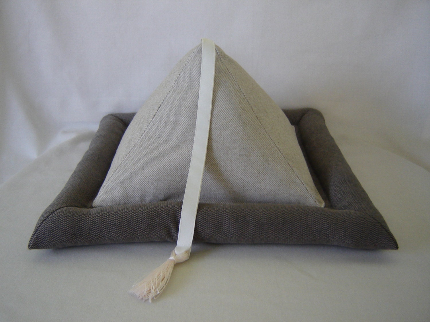 PropABook Pillow Book Holder/Stand w/Tassled Bookmark