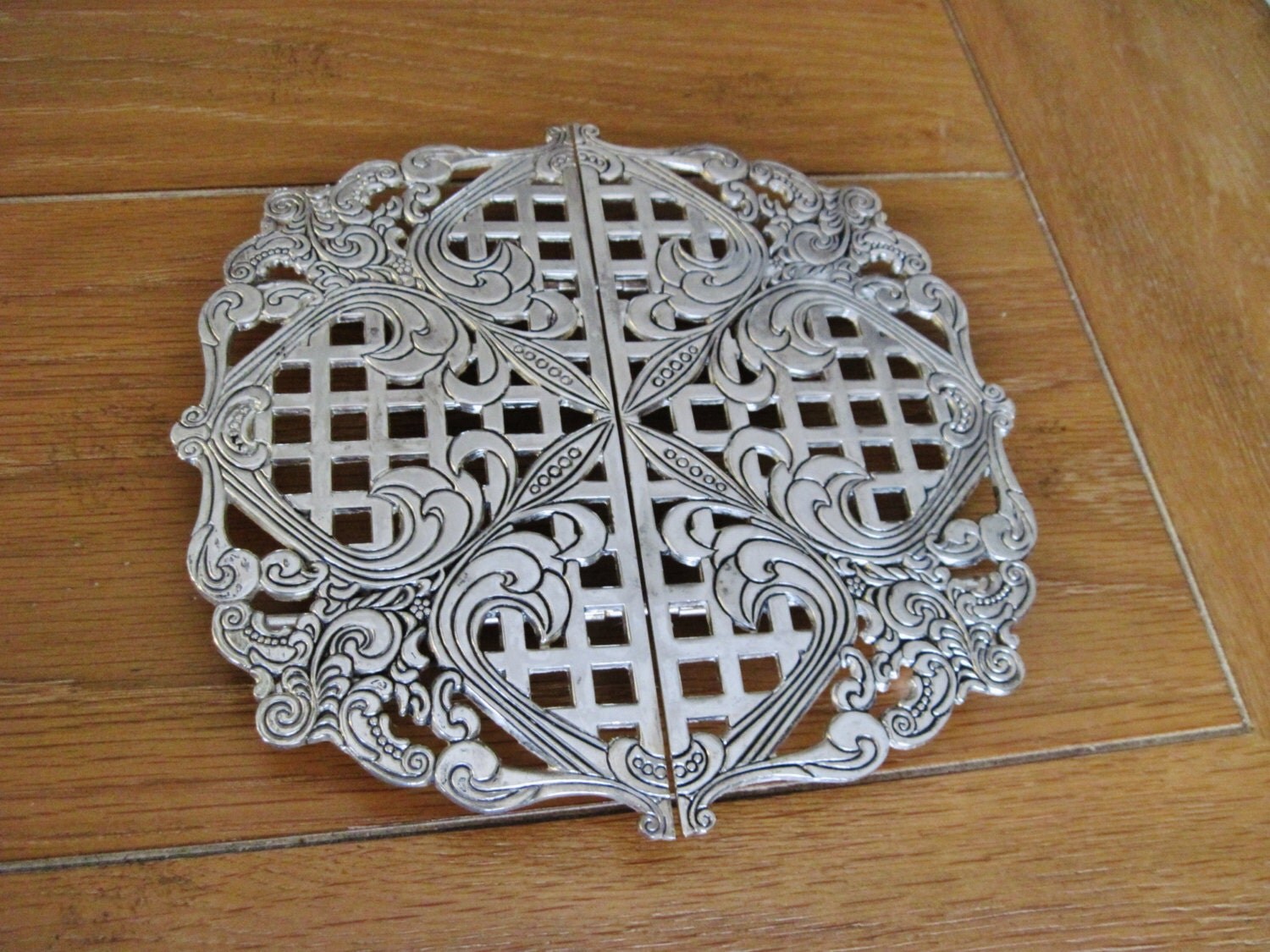 Godinger Silver Plate Expandable Trivet Ornate 20th Century