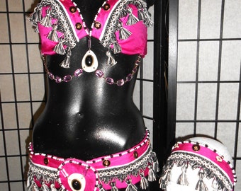 TRIBARET/FUSION Belly Dance Costume--Fuchsia, Petite/D-Cup--Bra, Belt, Skirt, Headband