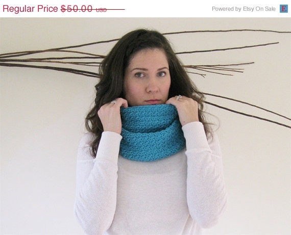 Sale : Knit Neck Warmer | Crochet Circle Scarf | The Soho Infinity Scarf | Winter Loop Scarf