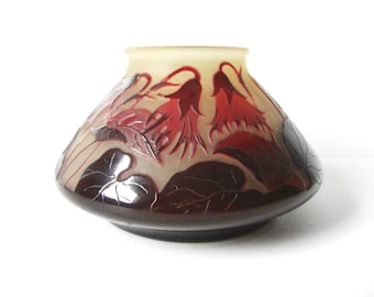 D’Argental French Cameo Glass Vase In Shades Of Red