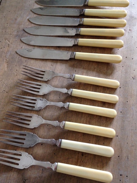 Stunning Vintage Fish Knives and Forks Bone by FlorenceAndEliza