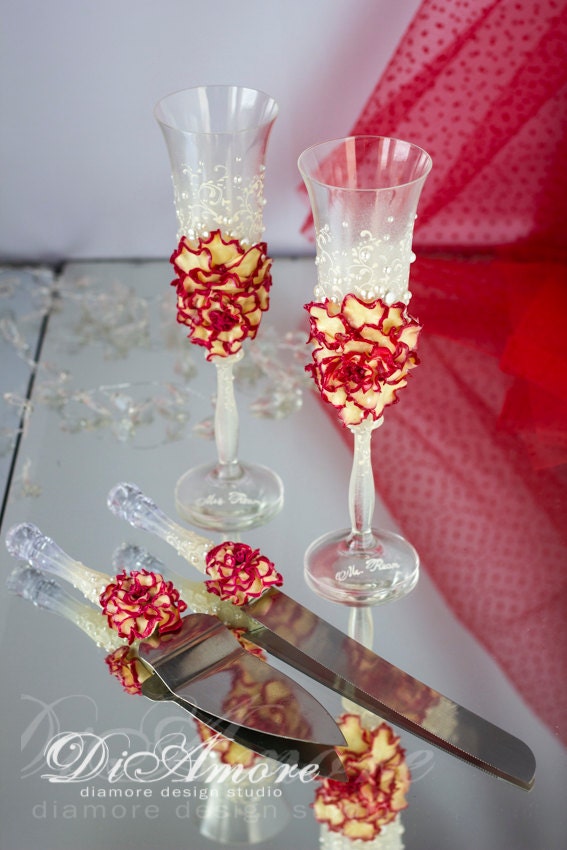 Wedding SET champagne glasses cake server and knife by DiAmoreDS