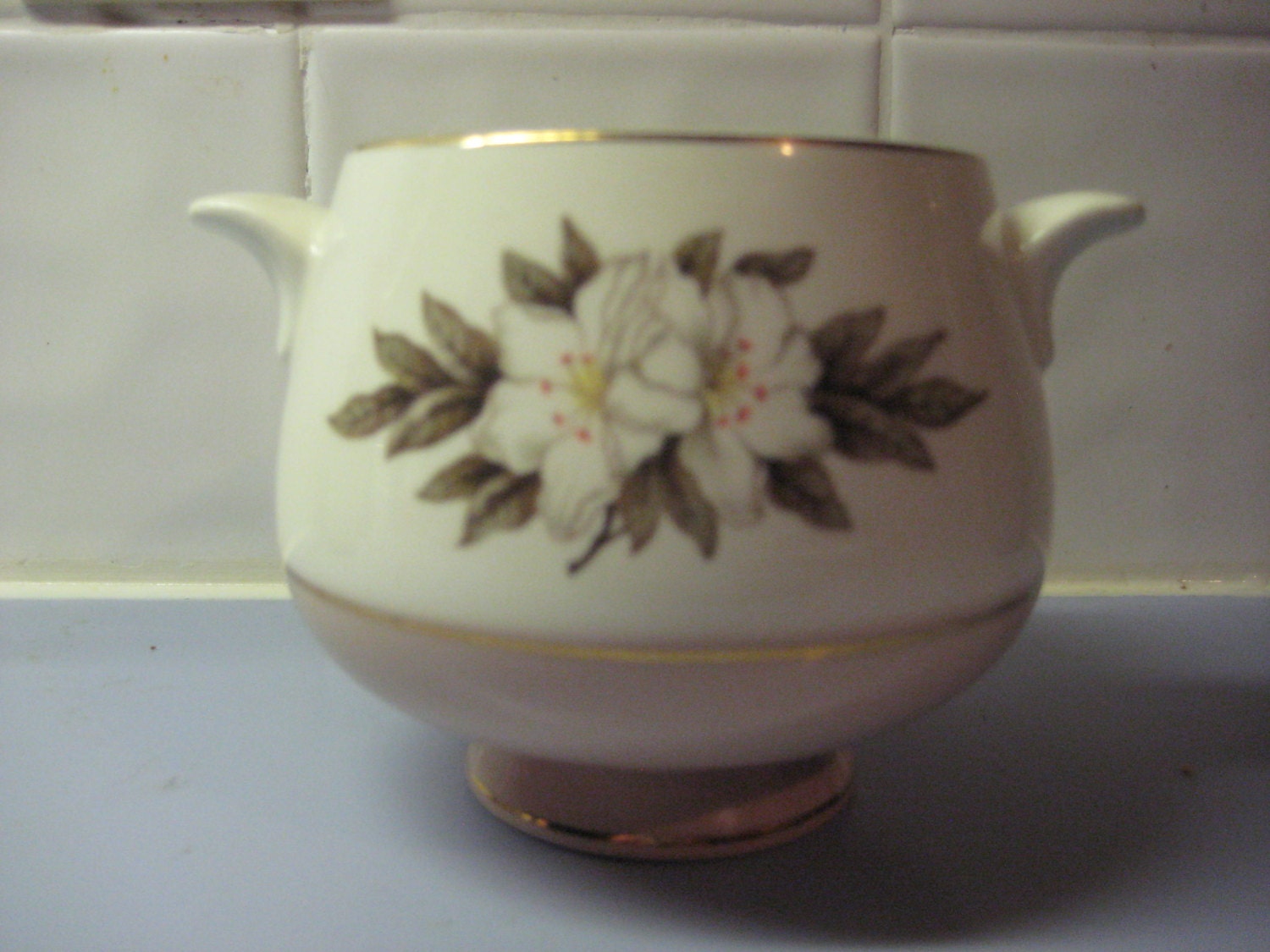 Homer Laughlin Lifetime China Cavalier Sugar Bowl Fair Lady by Sevron ...