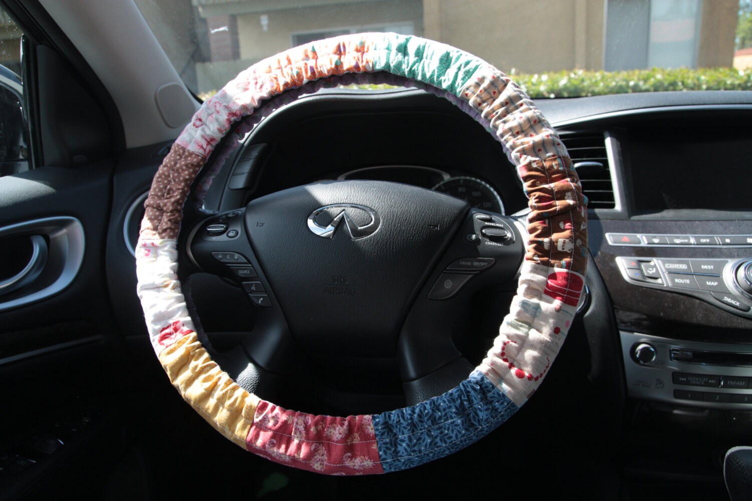 Quilted steering wheel cover