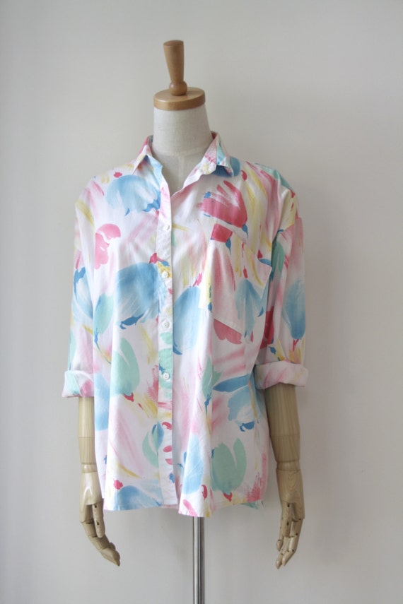 Pastel floral shirt. 90s soft grunge. Pastel floral button up.