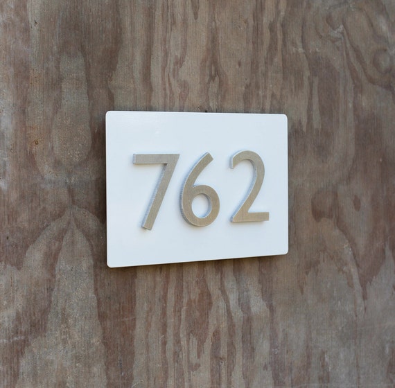 Modern White Metal Address Plaque with 3 Brushed by UrbanMettle