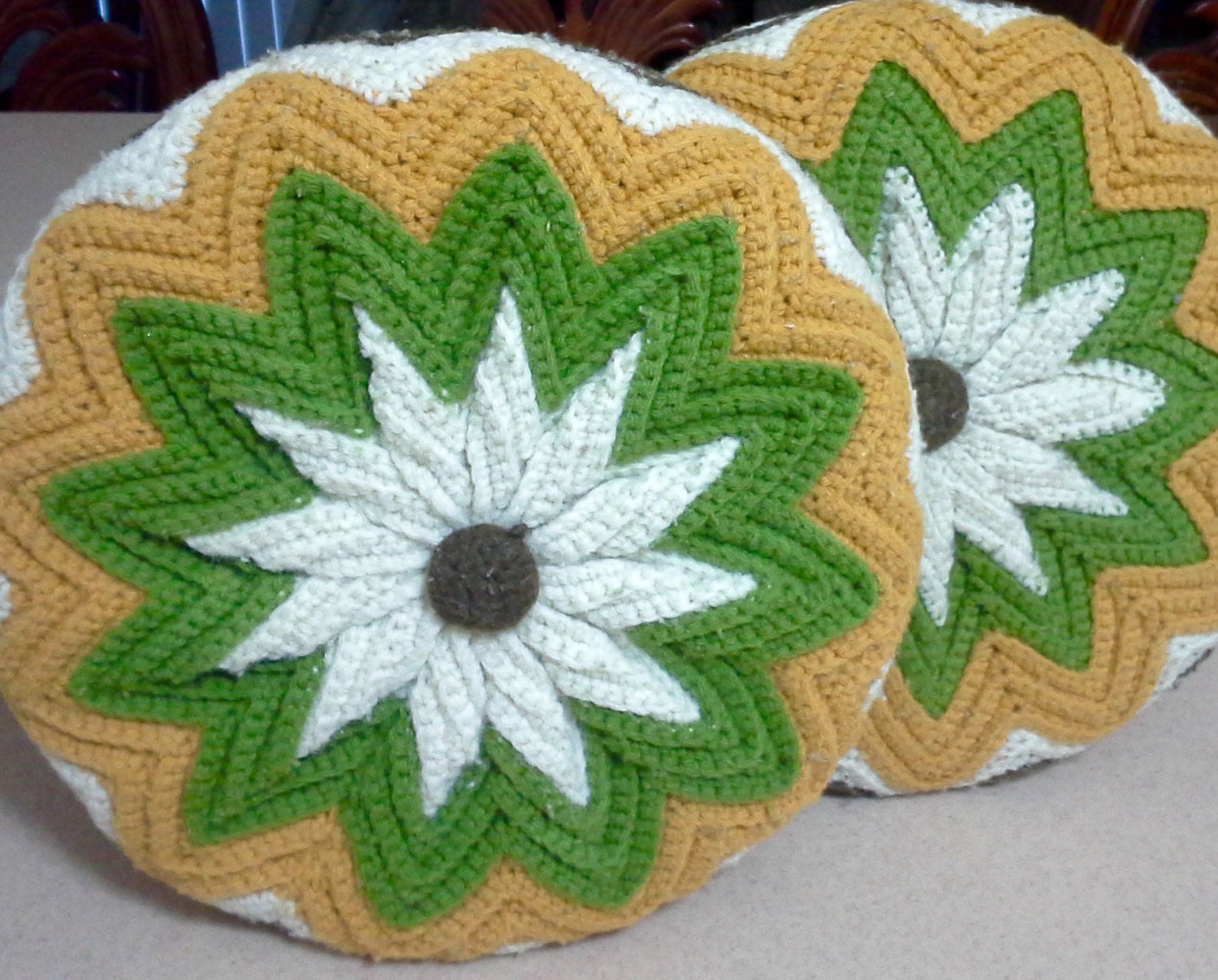 Set of 2 Mid Century Round Knit Pillows Vintage by Lalecreations