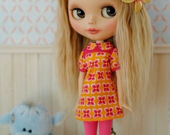 Blythe dress retro style, pink and orange, also fits neemo size S