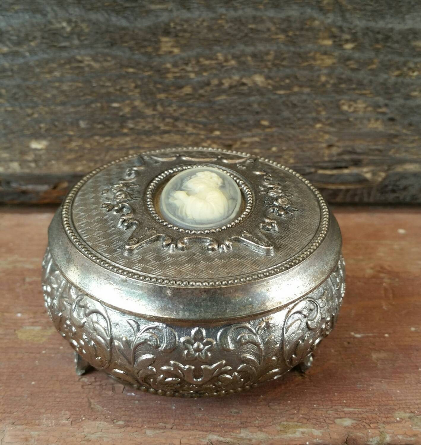 Vintage Ring Box Metal Jewelry Box with Cameo Box for