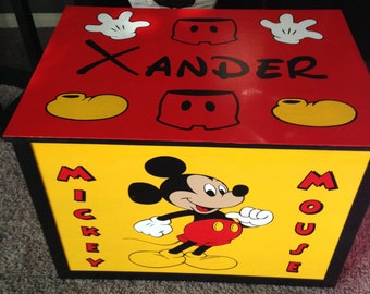 wooden mickey mouse toy box