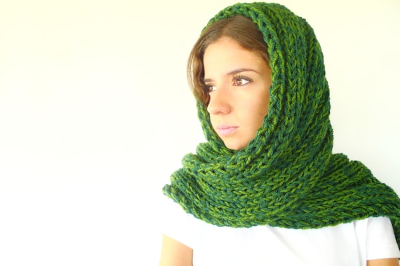 Green hand knitted scarf. Mens wool scarf. Womens winter wrap.