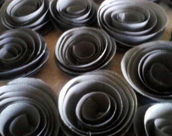 Set of 25 Gray Paper Roses for Table Decor Wedding or Baby Shower Decorations Birthday Party Decor Set of 25 Paper Flowers Grey