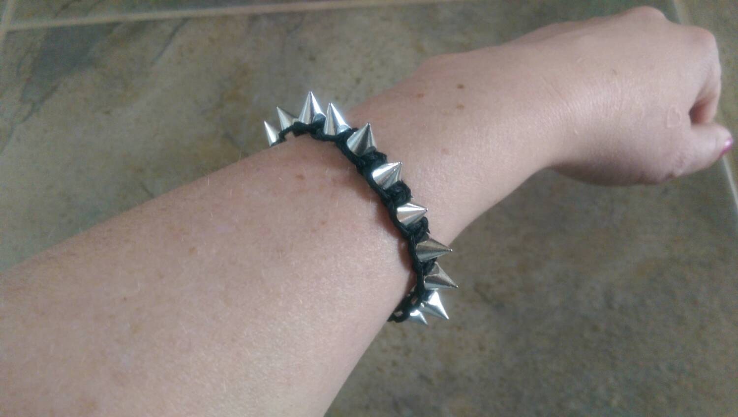 war metal spike bracelet