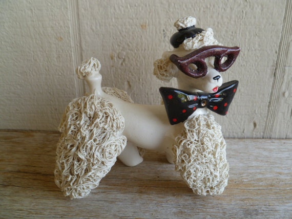 spaghetti poodle figurine