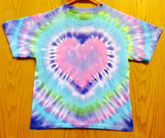 Girls Heart Shaped Tie Dye Shirt just in time for Valentines