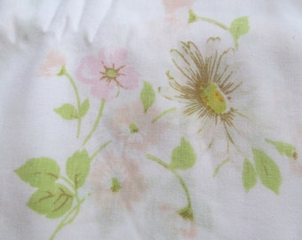 Vintage Flat Sheet pastel colors Flower print 94'' x 136''