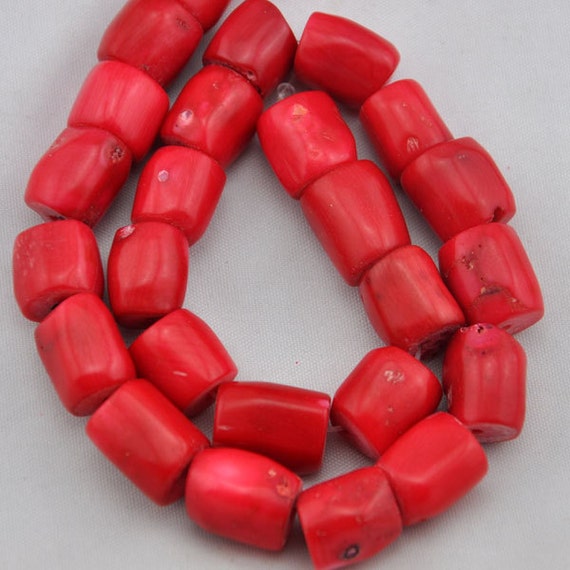 About 19 Pieces Red coral beadsOne Full Strandcoral