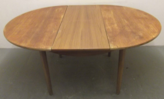 Vintage 1970's Solid Oak Extending Dining by VineyardKing ...