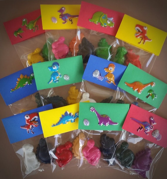 dinosaur-birthday-party-favor-bags-with-by-krazykoolkrayons