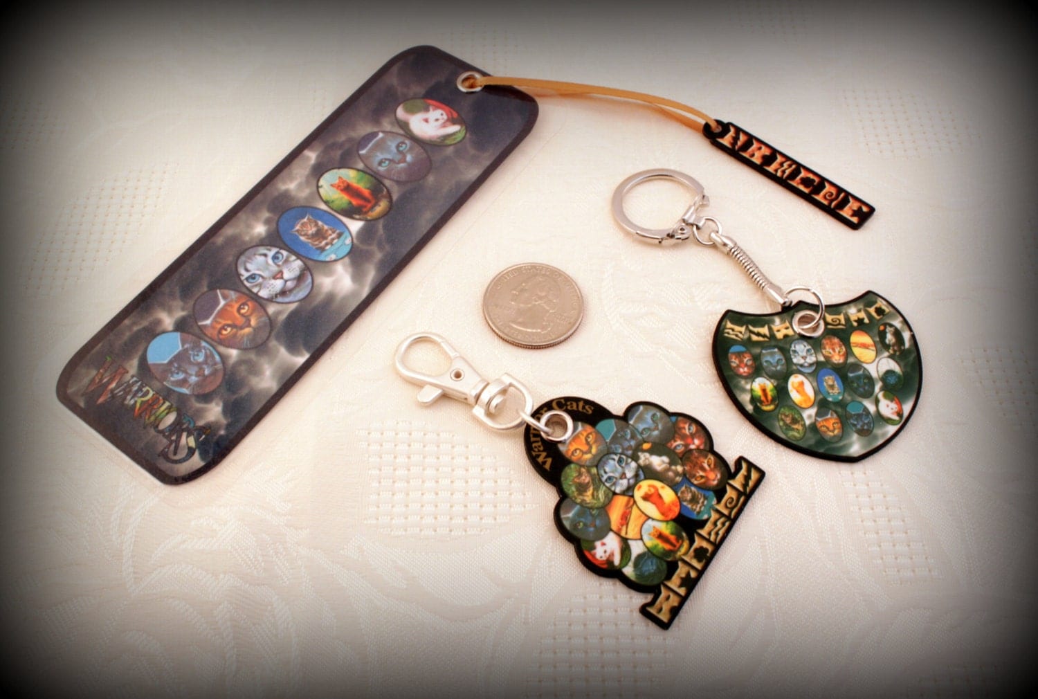 one gift set warrior cats bookmark with clan fob by