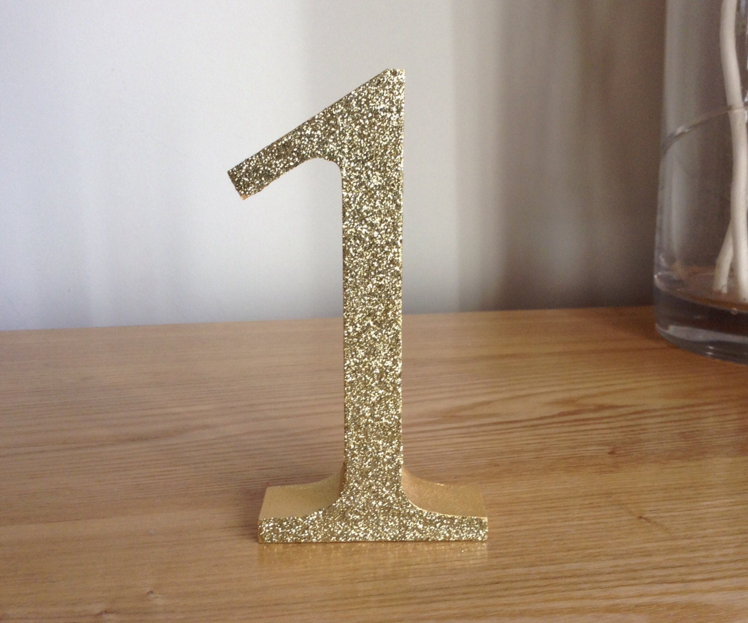 number 1 1st birthday glitter number one gold gliiter