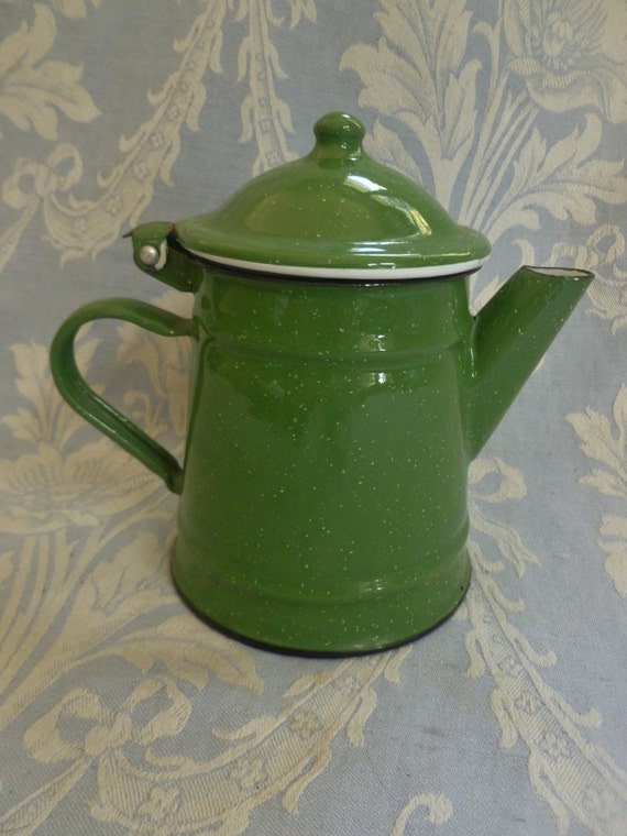 French enamel jug cute retro green vintage 1970's