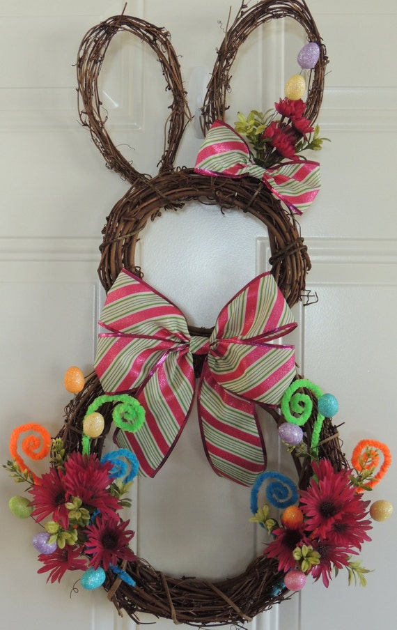Items similar to Pink Green bow Grapevine Bunny Wreath Rabbit Wreath ...