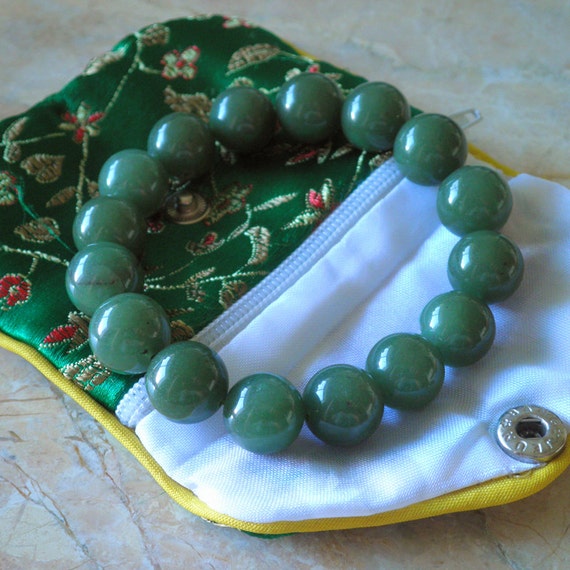 Dark Green Jade Bead Stretch Bracelet by PetalsnPeonies on Etsy