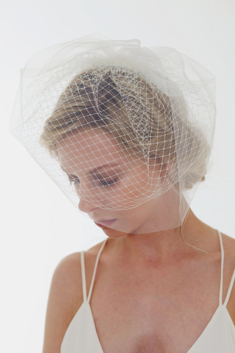 Bridal Veil Birdcage Veil Russian Veiling 1950s style