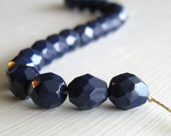 25 Opaque Dark Navy 8mm Faceted Rounds Czech Glass Beads, Fire Polihsed Beads, 8mm Navy Beads, 8mm Opaque Beads, 8mm Faceted Beads