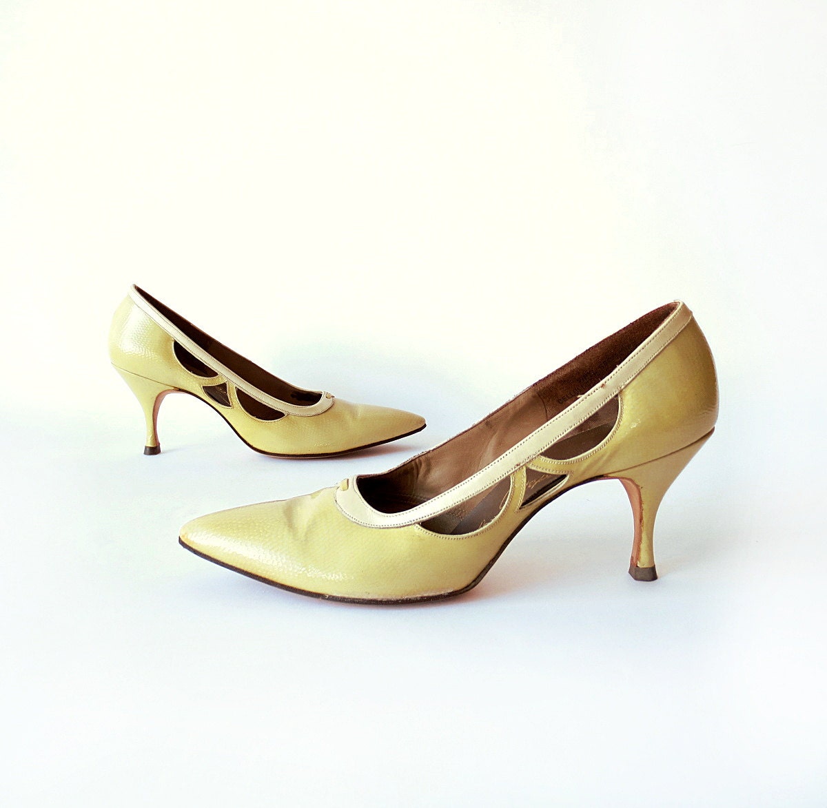 Vintage Yellow Shoes 34