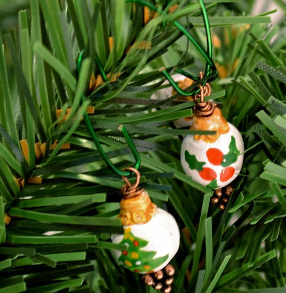 Mini Round Christmas Ornaments Tree and Holly