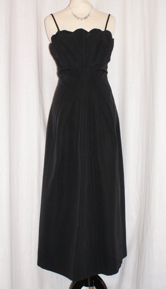 Vintage late 1950s early 1960s black grosgrain ballgown prom