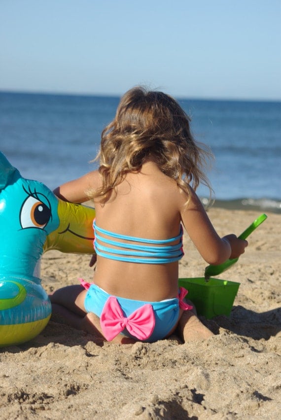Chubby sister fucks her brother Create your babys bikini