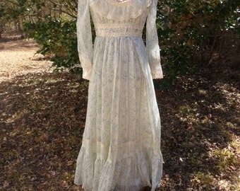 Gunne Sax Dress, Size 7, Floral Prairie Dress with Lace