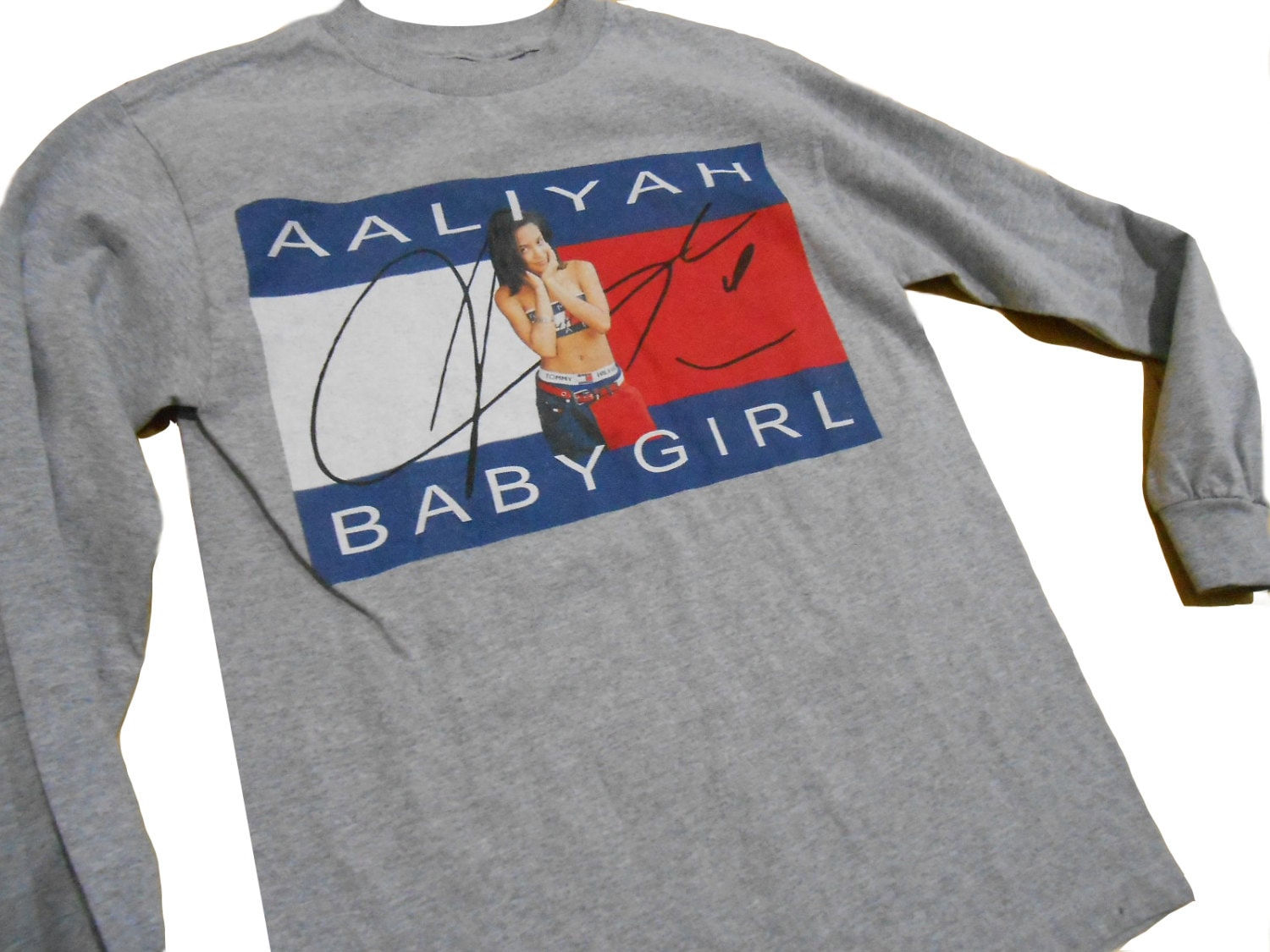 Aaliyah/ Tommy/ 90s Hip Hop/ Hip Hop Shirt/ Hip Hop Clothing/