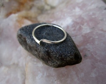 Midi Wave Ring - Child's Wave Ring in Solid Sterling Silver - Minimalist - Stacking Ring