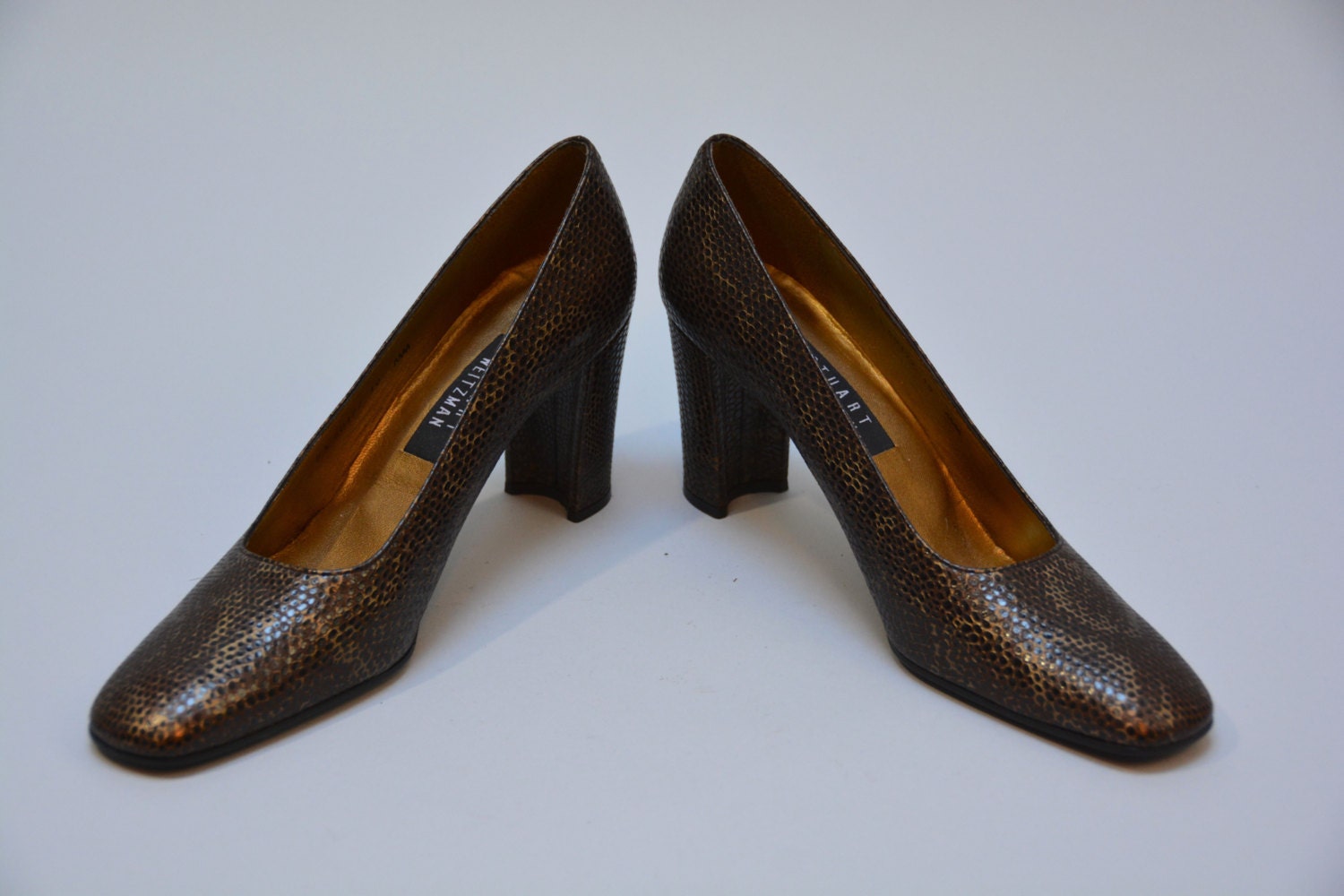 stuart weitzman vintage pumps