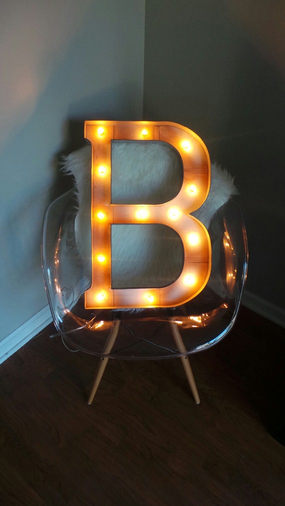 Plug in marquee letters