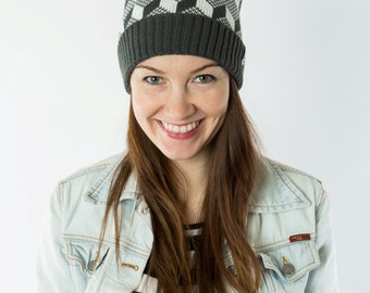 Custom dark GREY + WHITE CUBE pattern knit hat - great textured design ...