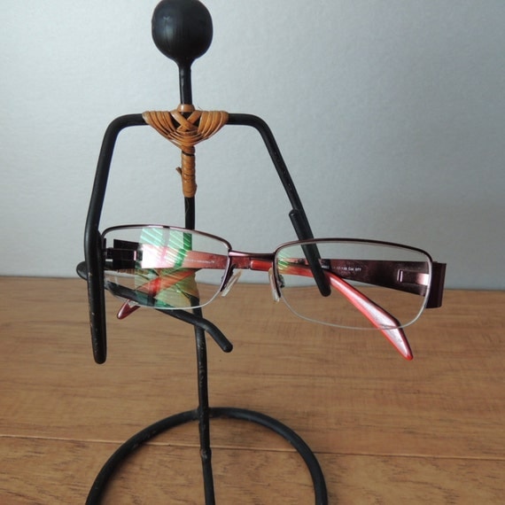 stick figure sculpture