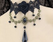 Black Lace Choker - Vamp choker - victorian inspired choker - Burlesque choker Black Lace Choker - Vamp choker - victorian inspired choker - Burlesque choker