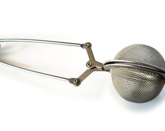 Stainless steel tea infuser