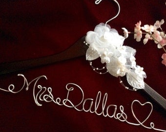 Huge sale- Personalized wedding hanger, Bride hanger, wedding dress hanger, heart wedding hanger