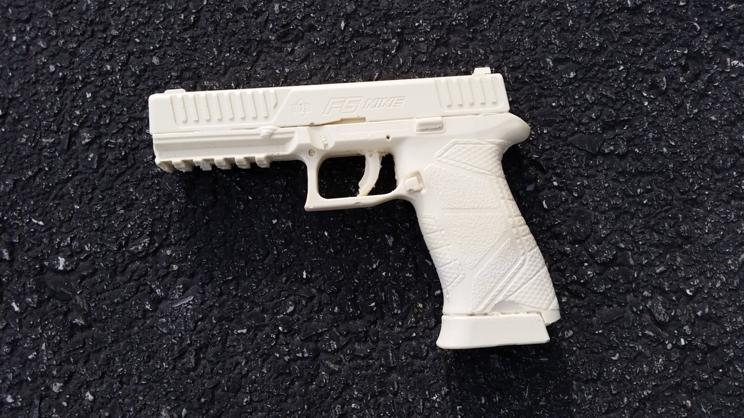 Plastic Replica Faux Training Pistol / Gun for Painting