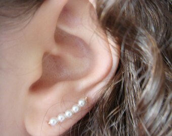 Ear cuff pearl earrings - Ear climber - Bridal earrings - Wedding earrings - Bridesmaids earrings gift - Swarovski white pearl earrings