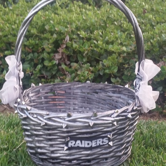 Oakland Raiders gift basket by DaddysDreamDesignStu on Etsy