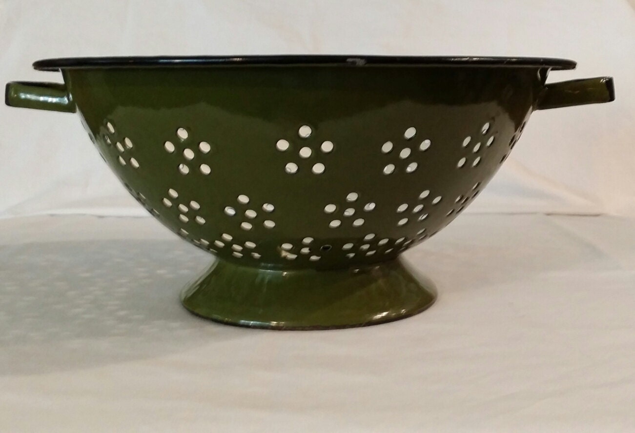 Vintage Green Enamelware Large Colander Strainer By Hoitytoityhome