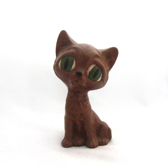 Vintage Big Eyed Cat Figurine Handmade Pity Kitty Brown